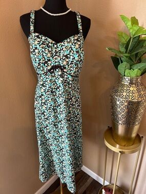 R&K Aqua, Black and Cream Floral Sweetheart Midi Dress with Black Tie